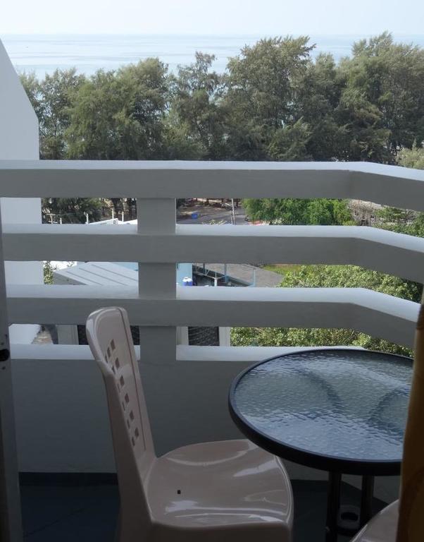 Rayong Condochain Ban Phe Zimmer foto